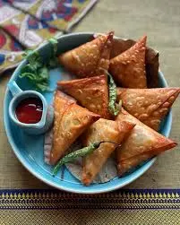 Hyderabadi Onion Samosa - 30 gm - 60 Pieces