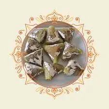 [P100015] Gulkand Pan Triangle 1 Kg - 6 Pack